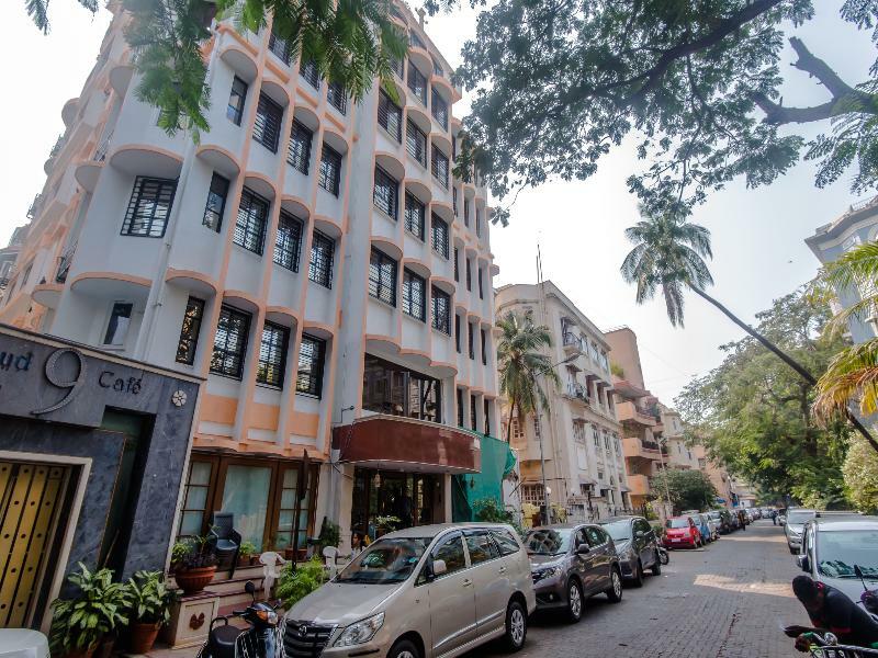 Oyo Flagship 15439 Colaba Hotel Bombaim Exterior foto